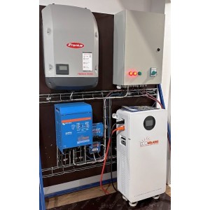 Kit solar fotovoltaic monofazat 4kWp Victron Energy - Fronius + acumulator lifepo4 15kwh Kit solar fotovoltaic monofazat 4kWp Victron Energy - Fronius + acumulator lifepo4 15kwh - Panouri Fotovoltaice